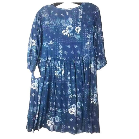 CES Femme Floral Smocking Boho Blue White Dress Size Small Runs large - Picture 2 of 16